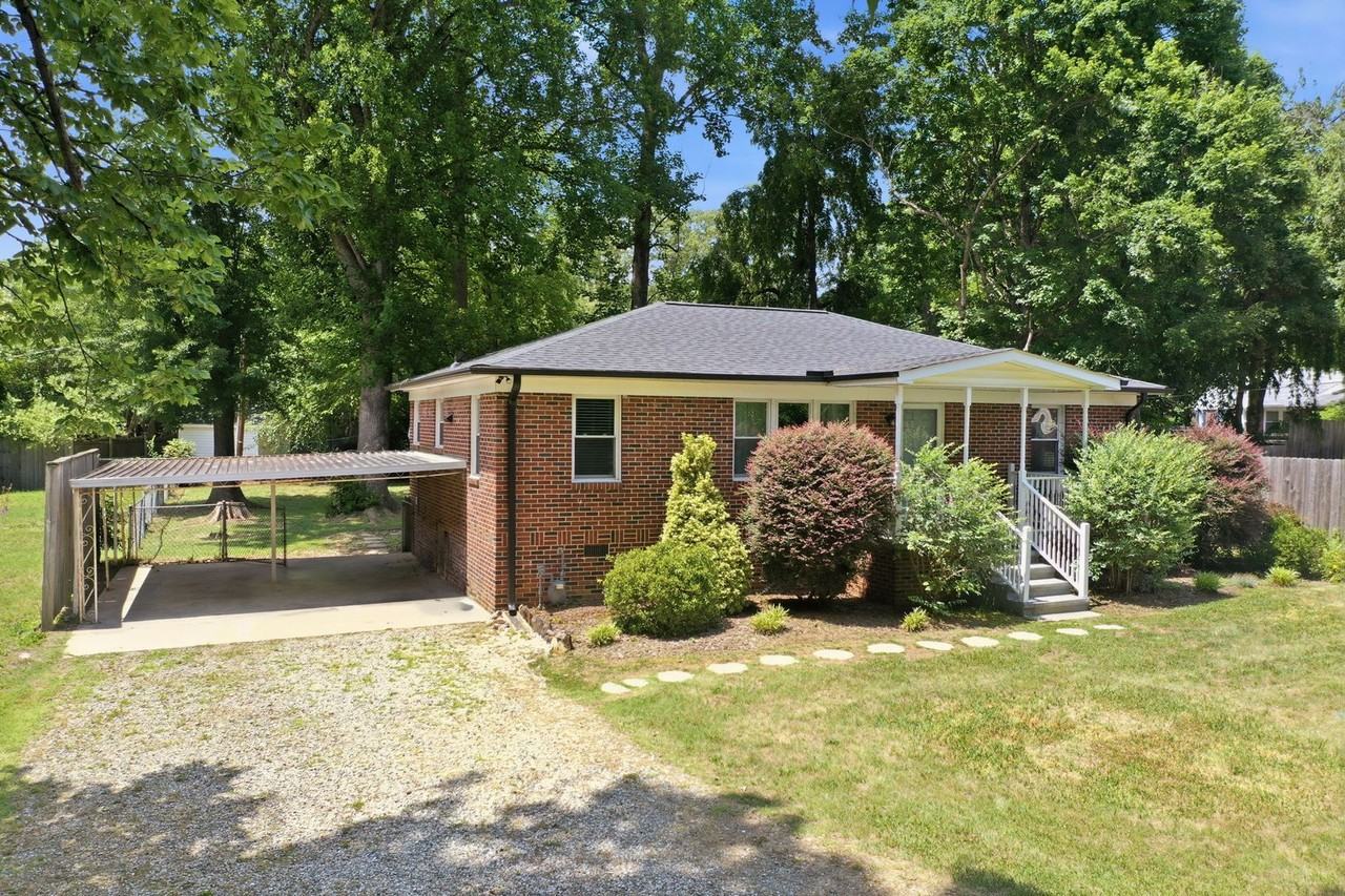1515 Woodland Ave - Photo 2 of 31