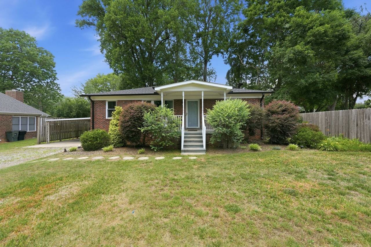 1515 Woodland Ave - Photo 3 of 31