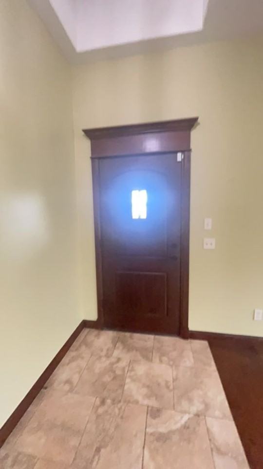 18224 Bridlington Dr - Photo 2 of 20