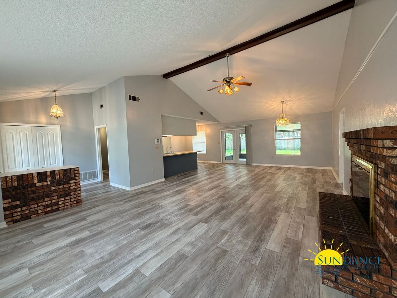 713 Trowbridge Ave - Photo 3 of 24