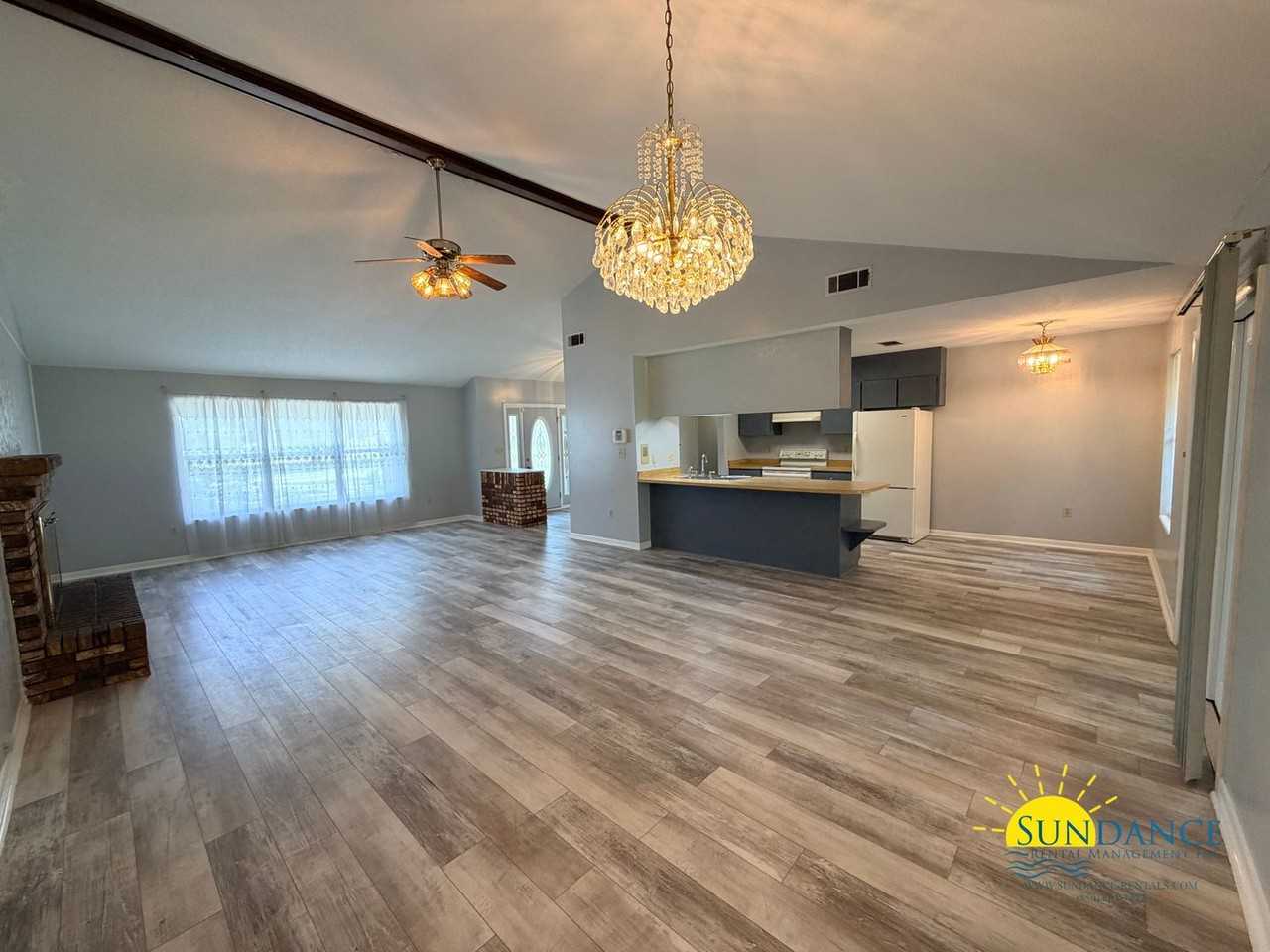 713 Trowbridge Ave - Photo 4 of 24