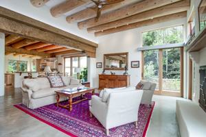 featured image of 3 Sunflower Rd