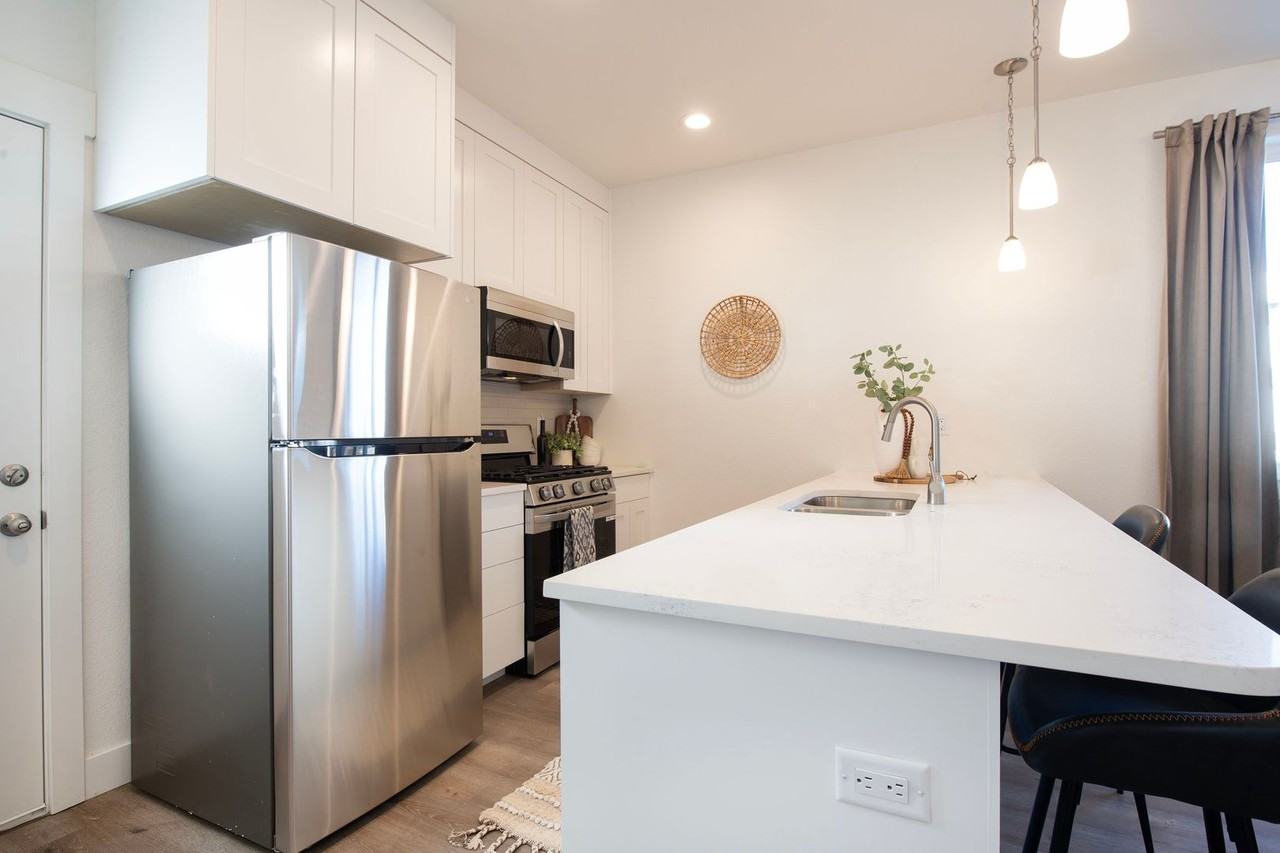 1518 Tyram Grv Lot 3 #101 - Photo 5 of 26
