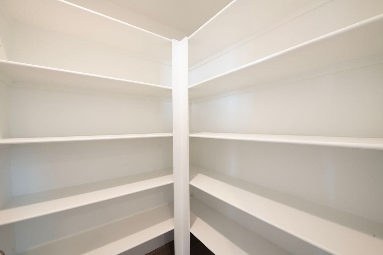 1540 Sparton Grv #102 - Photo 6 of 26