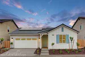 featured image of 2834 Corteza Dr