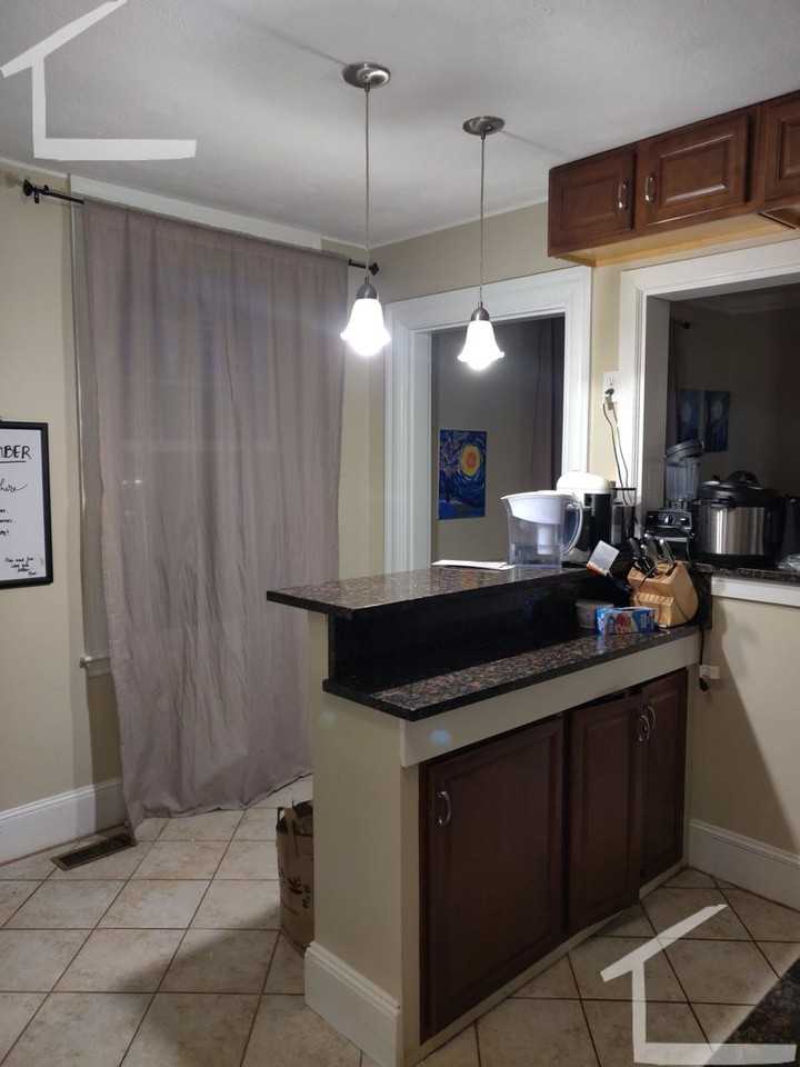 583 Watertown St - Photo 3 of 13