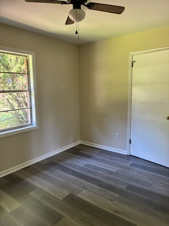 1220 Martin Luther King Jr Blvd #14 - Photo 3 of 8