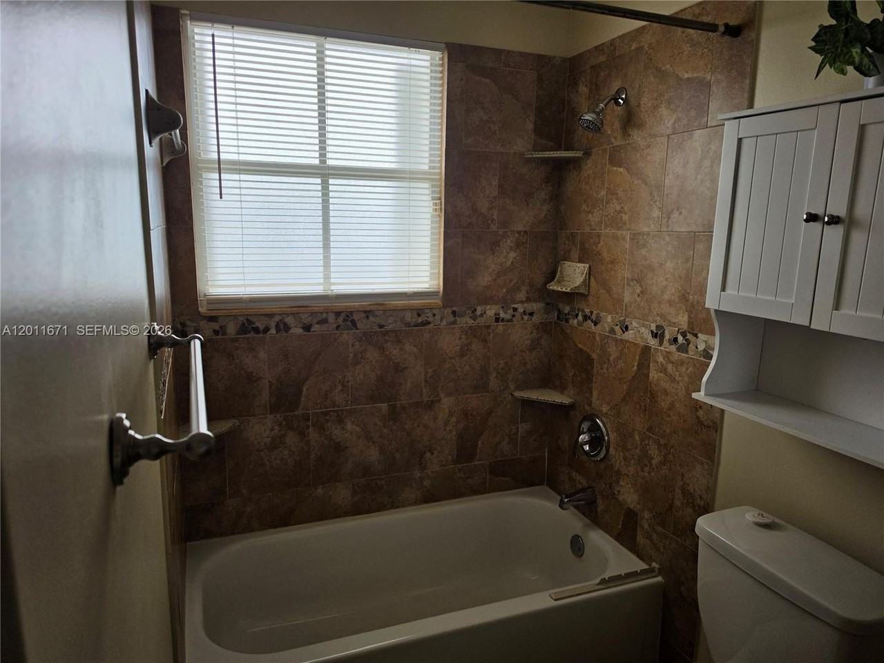 6178 Buena Vista Dr - Photo 6 of 18