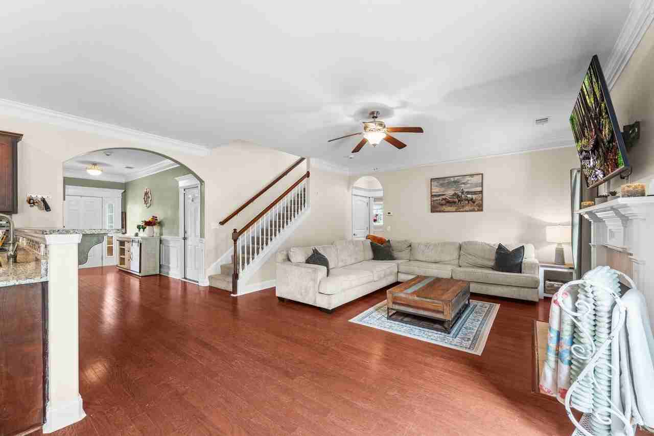 108 Saratoga Dr - Photo 7 of 31
