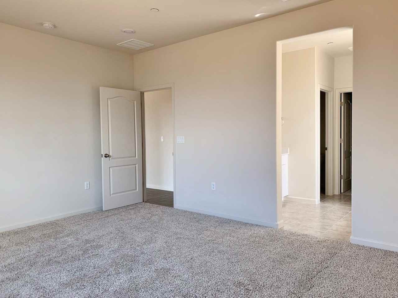2070 Wildflower Dr - Photo 6 of 22