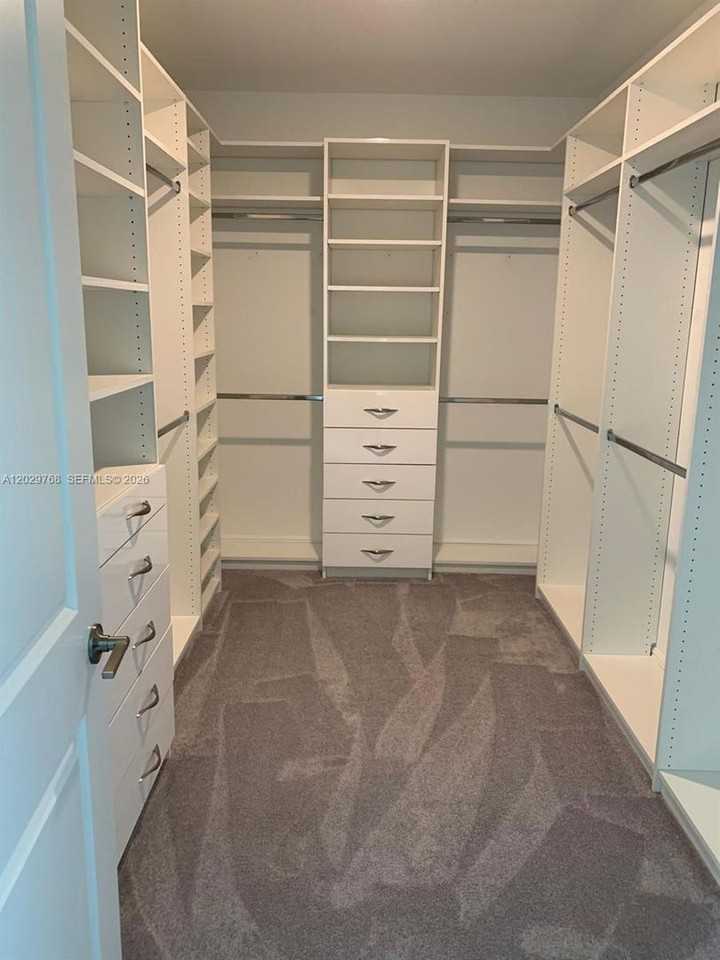 3990 Pelicano Way - Photo 7 of 23