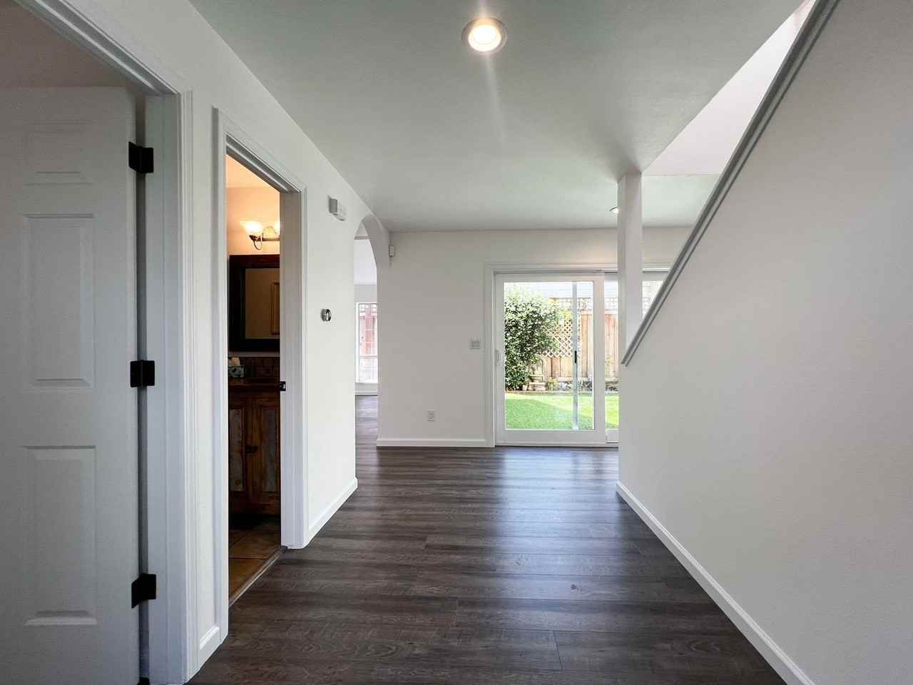 716 La Homa Dr - Photo 5 of 47