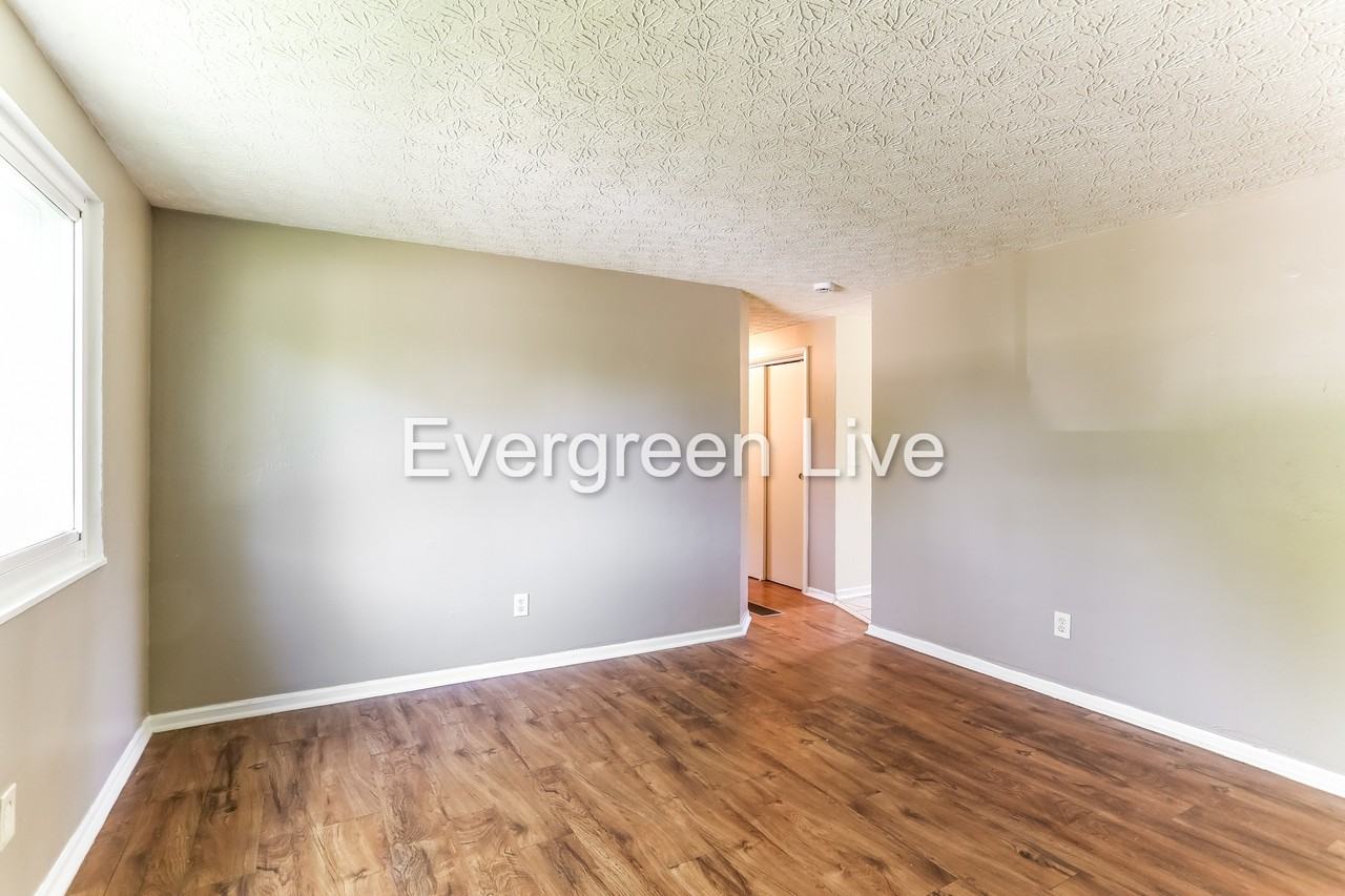3420 Bruceton Ave - Photo 5 of 15