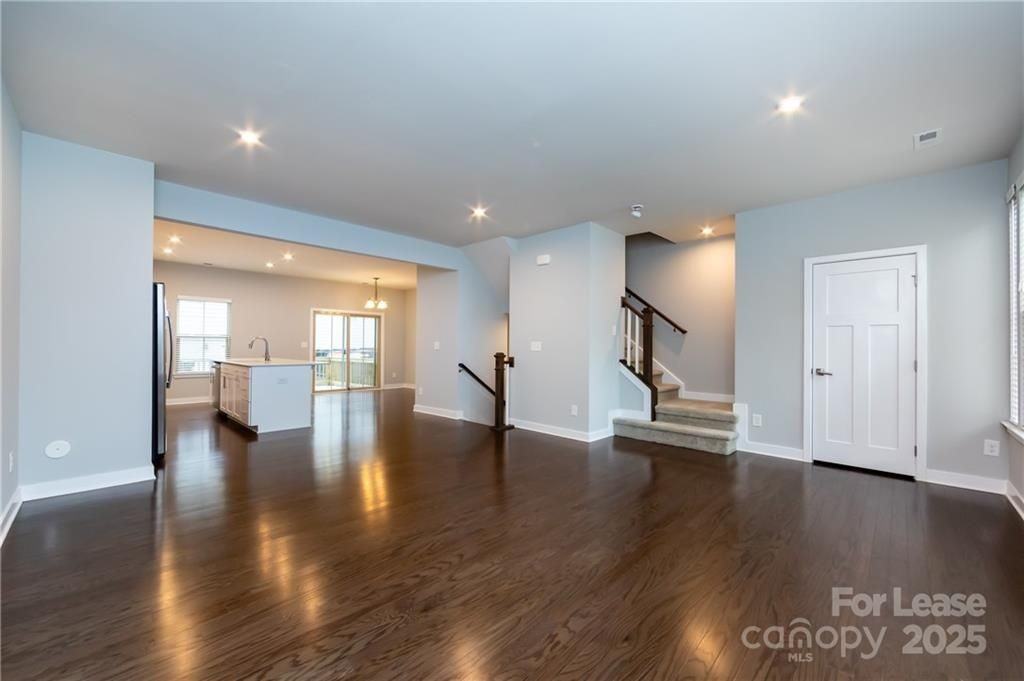 1736 Town Oak Ln - Photo 2 of 6