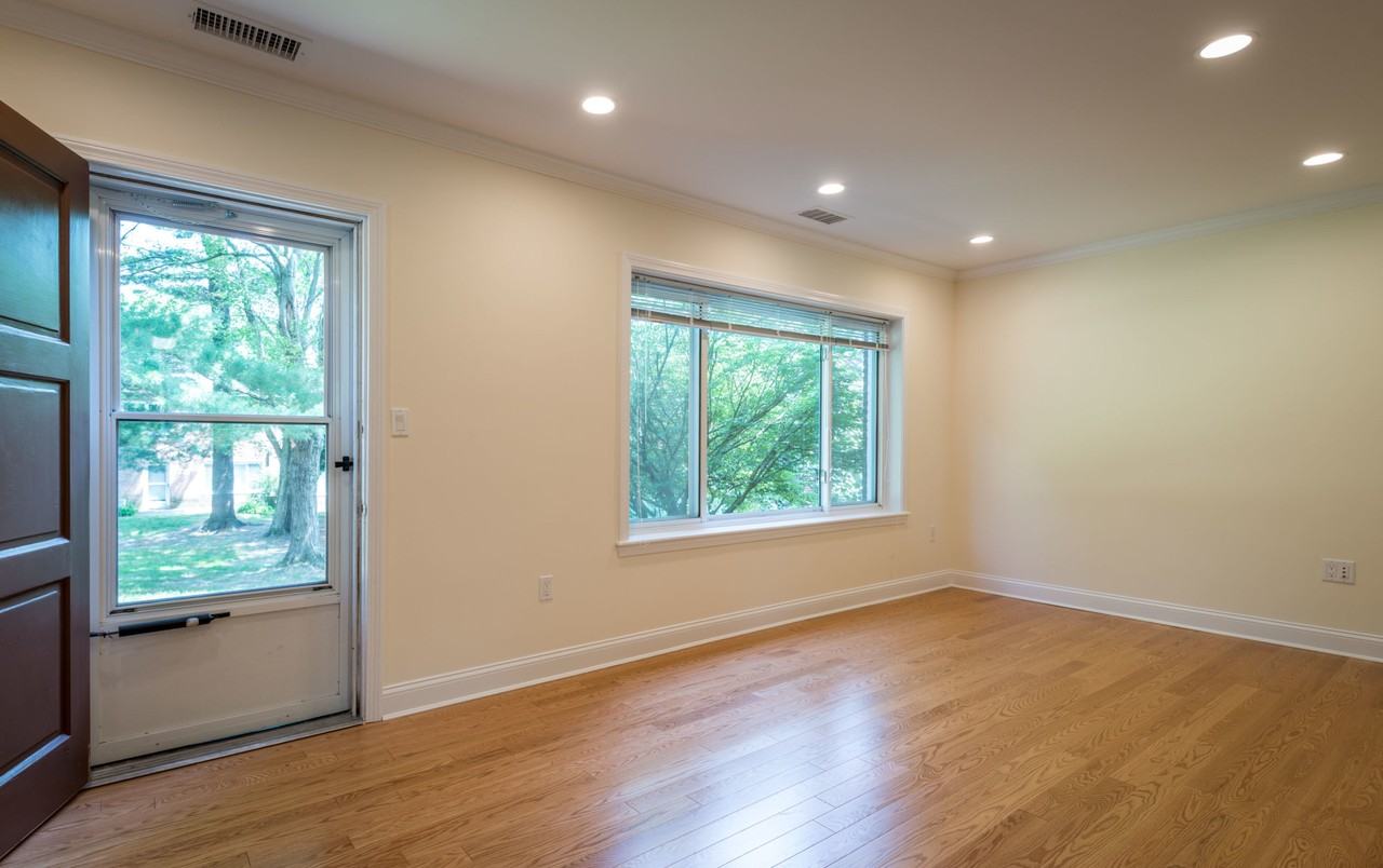 112 Independence Dr #I112 - Photo 5 of 16
