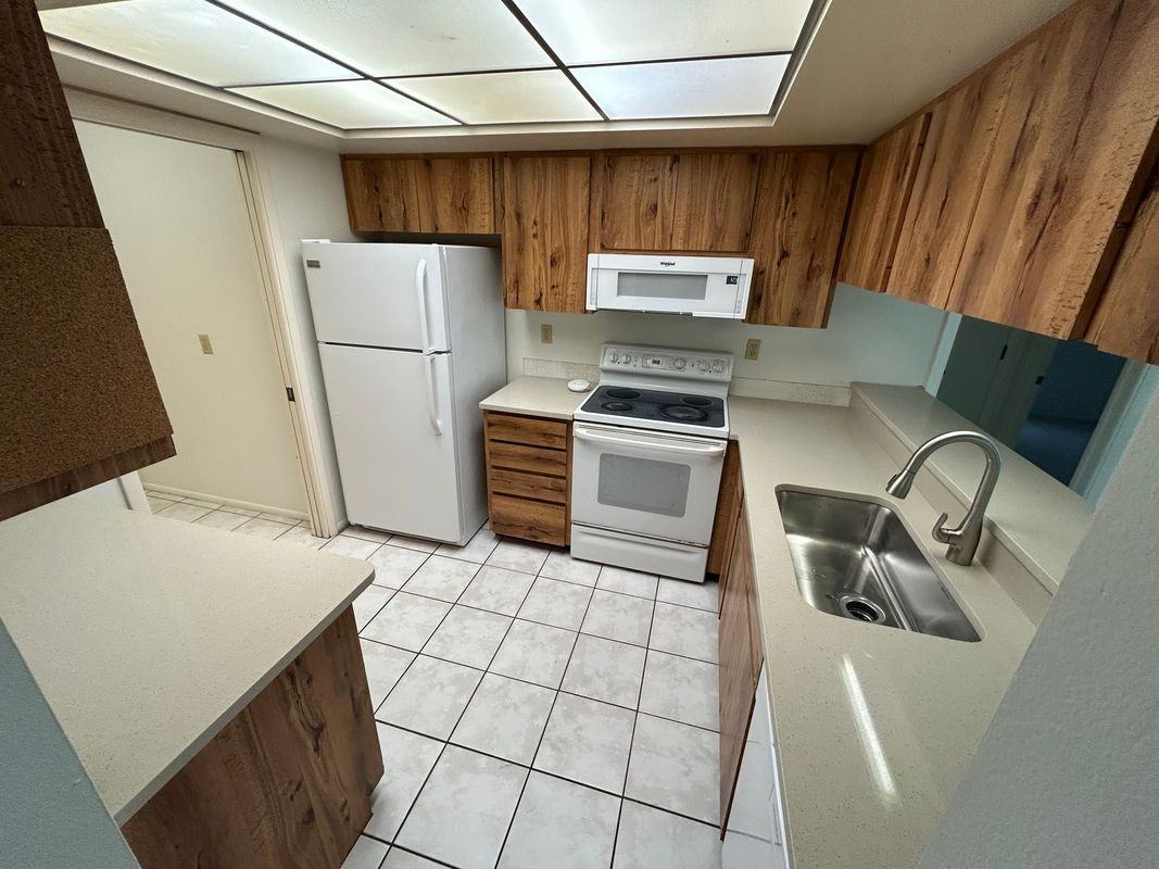 1429 Dogwood Dr - Photo 4 of 17