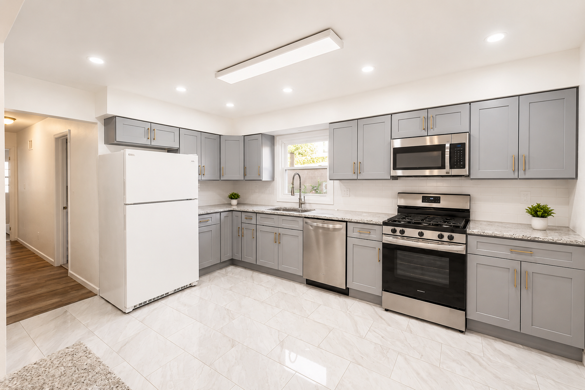 169 W 51st St ##2 - Photo 4 of 10