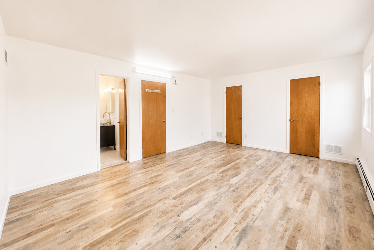 169 W 51st St ##2 - Photo 7 of 10
