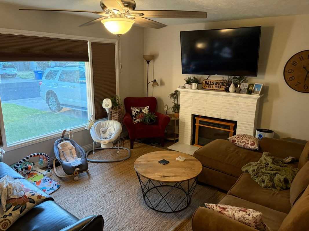 524 W Olive Ave - Photo 6 of 12