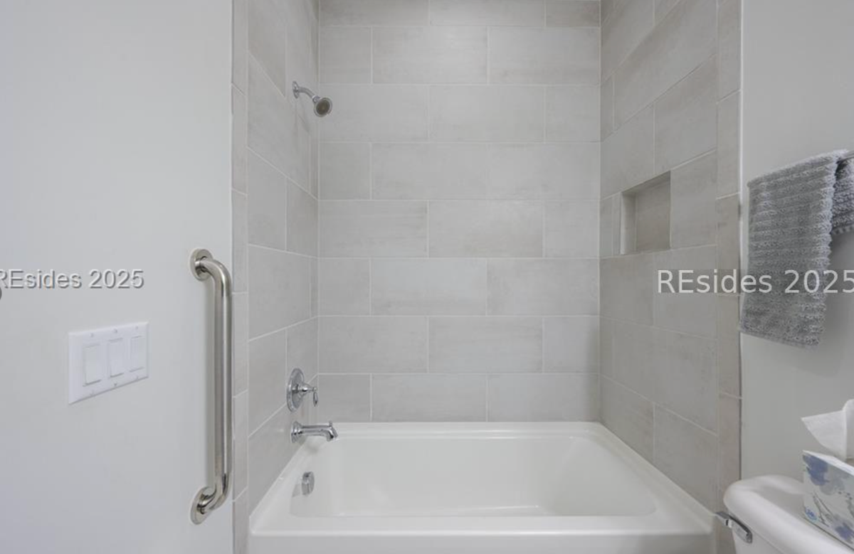 198 Sandbar Ln ##102 - Photo 2 of 15