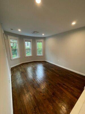 33 Raymond Ave ##2 - Photo 4 of 17