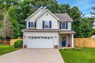 134 Lexington Parke Dr - Photo 1 of 1
