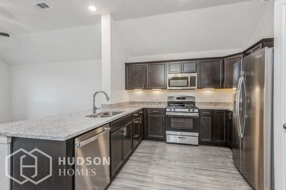 11971 Sunshine Park Dr N - Photo 4 of 13