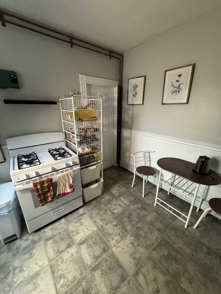 448 Hanover St #302 - Photo 2 of 18