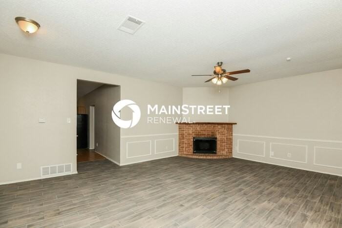 7721 Liz Ln - Photo 4 of 16