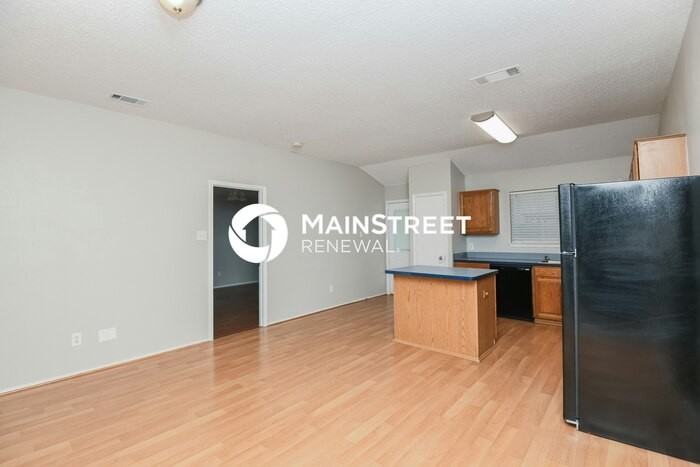 7721 Liz Ln - Photo 6 of 16