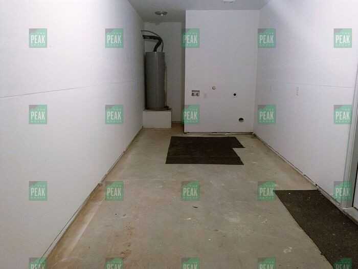 4614 Alamosa St - Photo 7 of 17