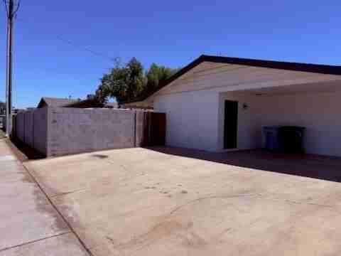 8238 W Amelia Ave - Photo 3 of 15