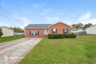 427 Sandburg Dr - Photo 1 of 1