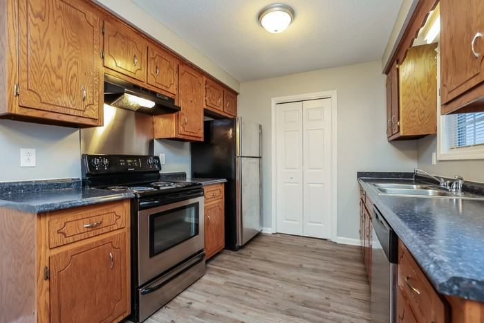 427 Sandburg Dr - Photo 6 of 12