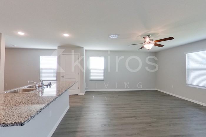 8602 Sw 43rd Ter - Photo 7 of 29