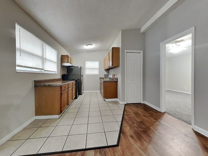 6705 Gaspar Cir E - Photo 6 of 19