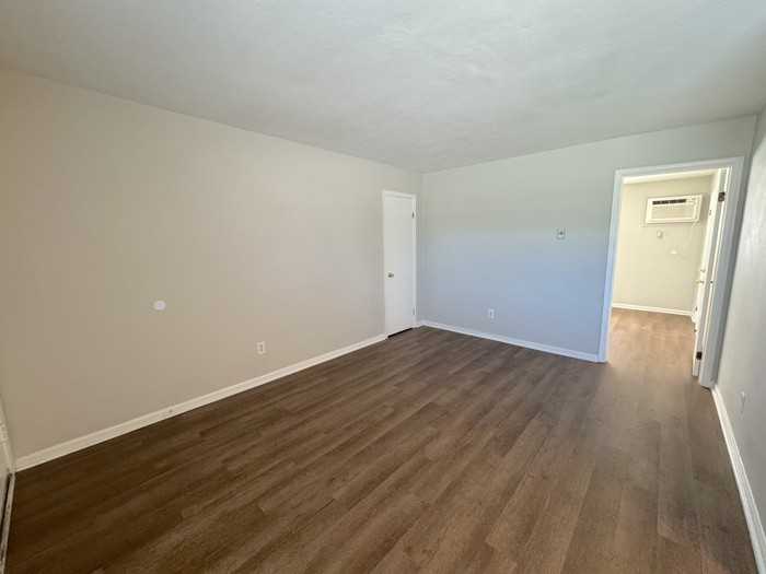 3475 Azalea Garden Rd #10 - Photo 4 of 12