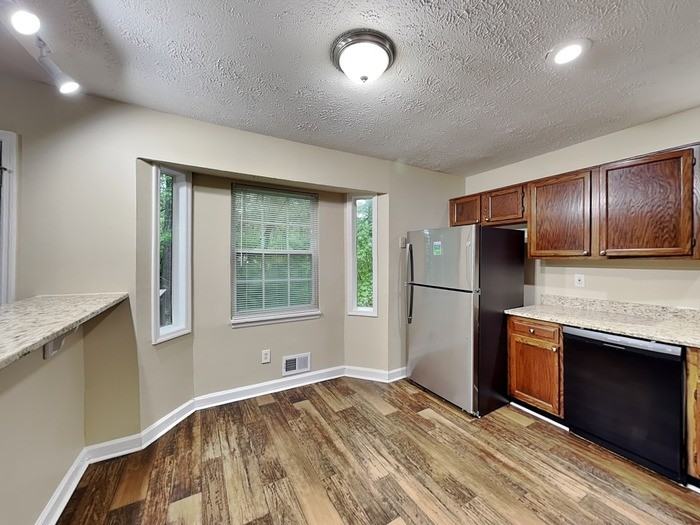 2800 Alexandria Dr Sw - Photo 6 of 21