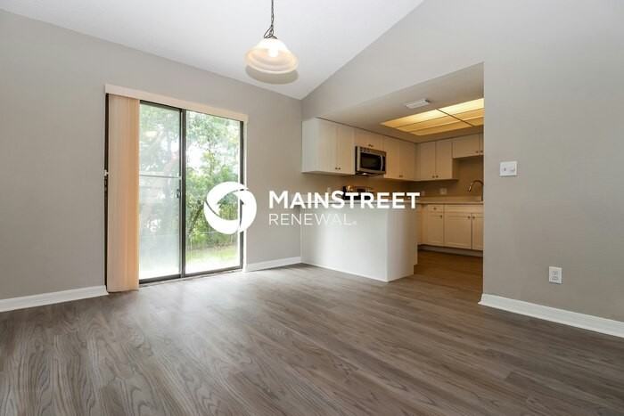 12072 Eldron St - Photo 5 of 16