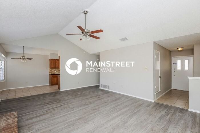 1024 Green Ridge Ter - Photo 3 of 17