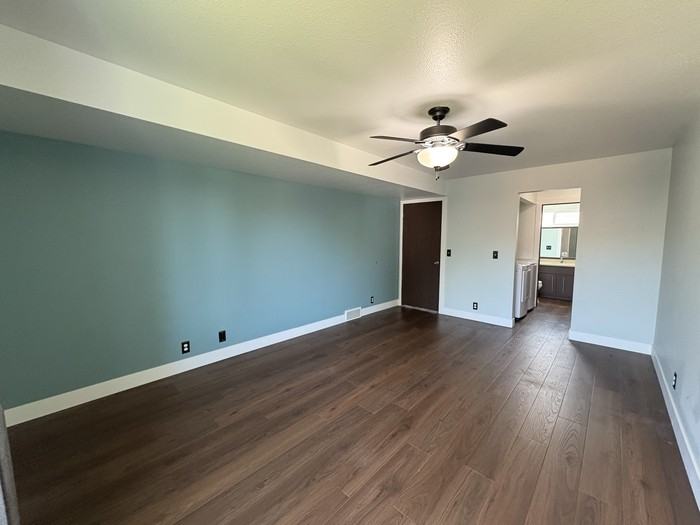 2416 S Elizabeth St #5 - Photo 5 of 11