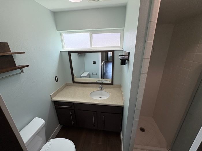 2416 S Elizabeth St #5 - Photo 6 of 11
