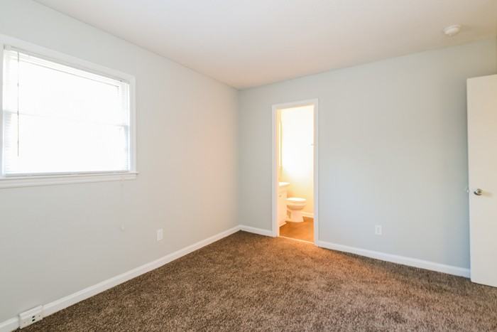 2027 Glenn Rd - Photo 6 of 10