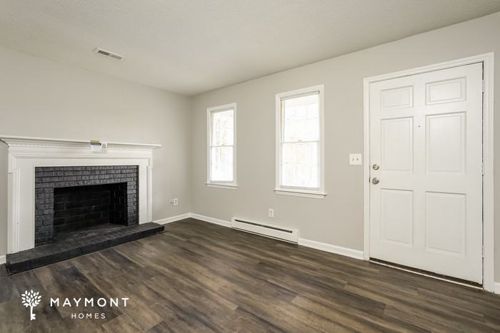 5916 Stoneybrook Cir - Photo 3 of 11