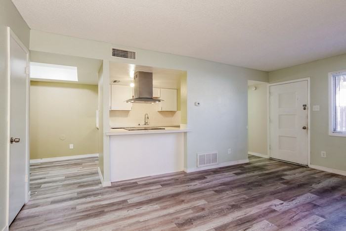 4009 W Palomino Rd - Photo 6 of 14