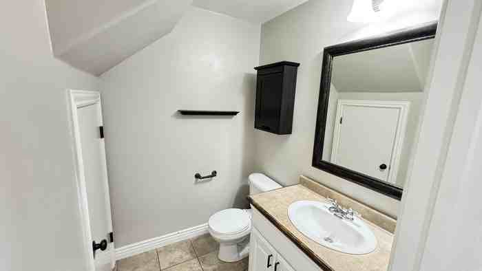 816 W 260 S #1 - Photo 6 of 11