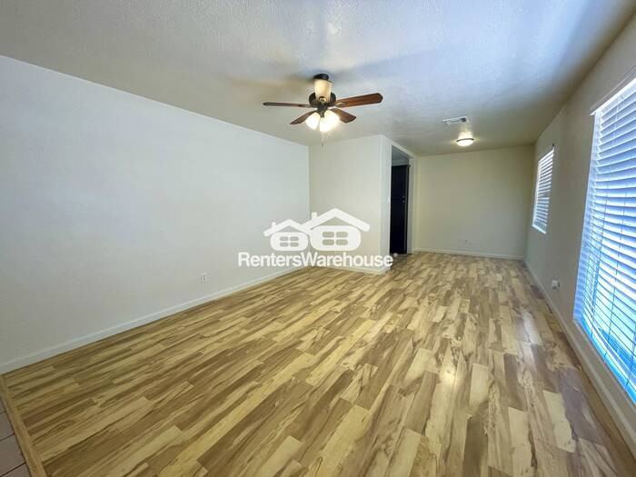 760 N Evergreen St - Photo 5 of 24