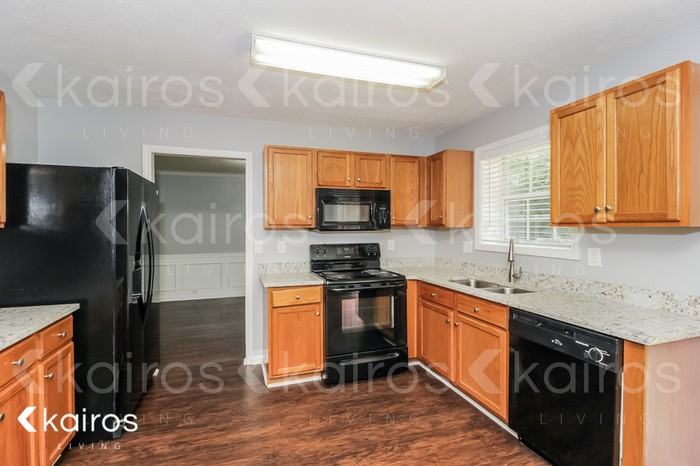 345 Ethridge Dr Nw - Photo 5 of 17