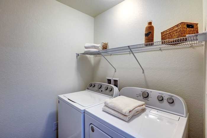9287 E 105th Pl #202 - Photo 5 of 28