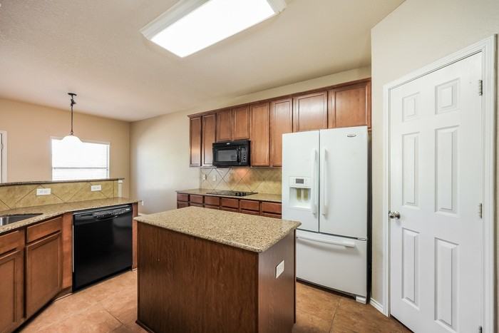 3532 Irish Creek Rd - Photo 7 of 20